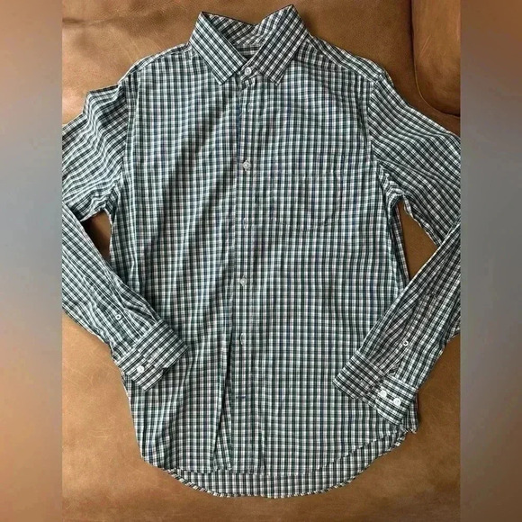 GAP Non-Iron Plaid Button Down Men’s Size Medium - Picture 3 of 10